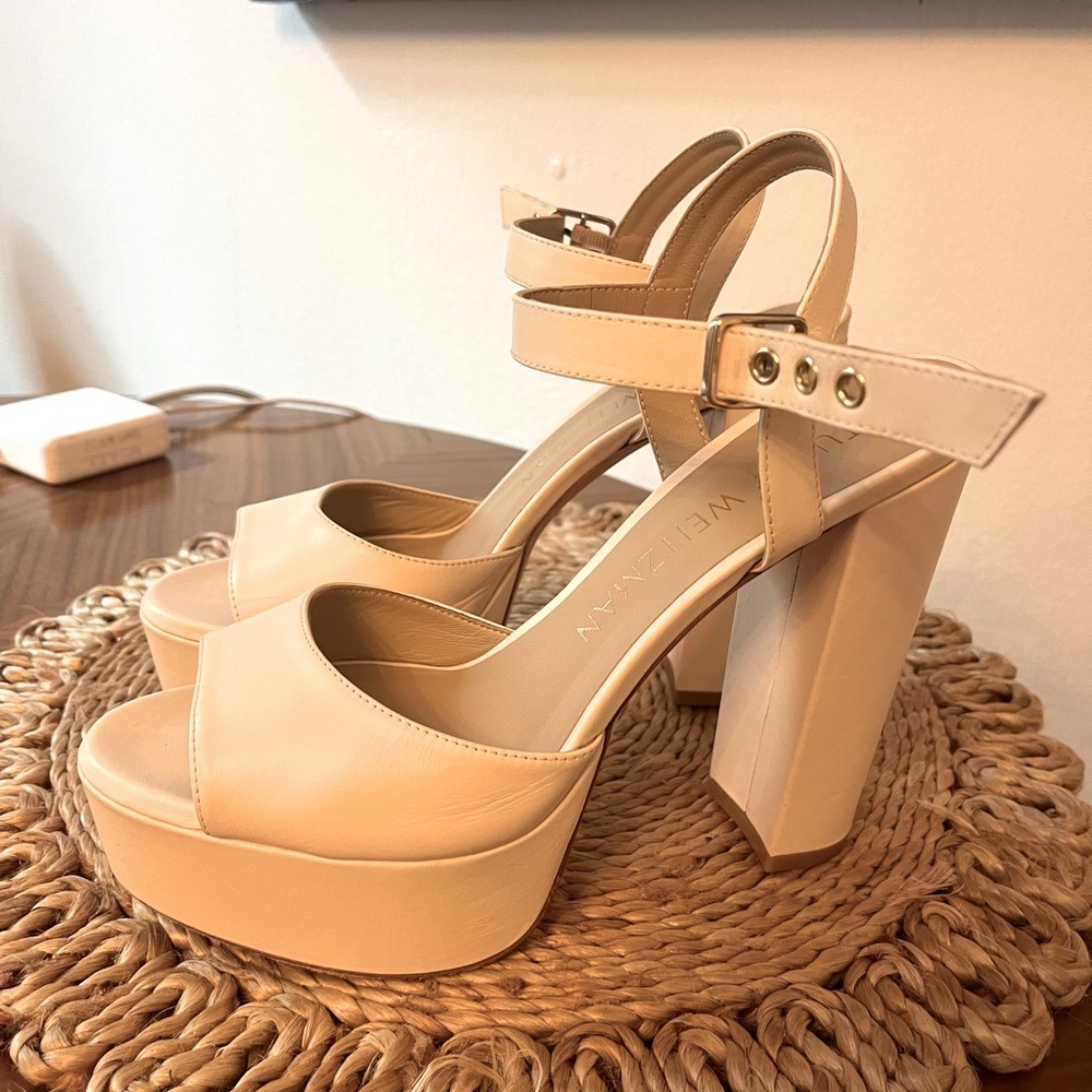 Stuart Weitzman Ryder 95 platform worn once - cream